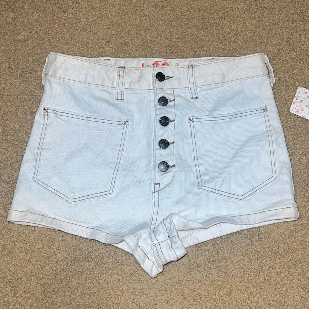 Free People: button up shorts (NWT)